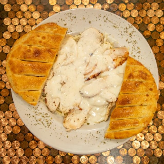 Chicken Alfredo.